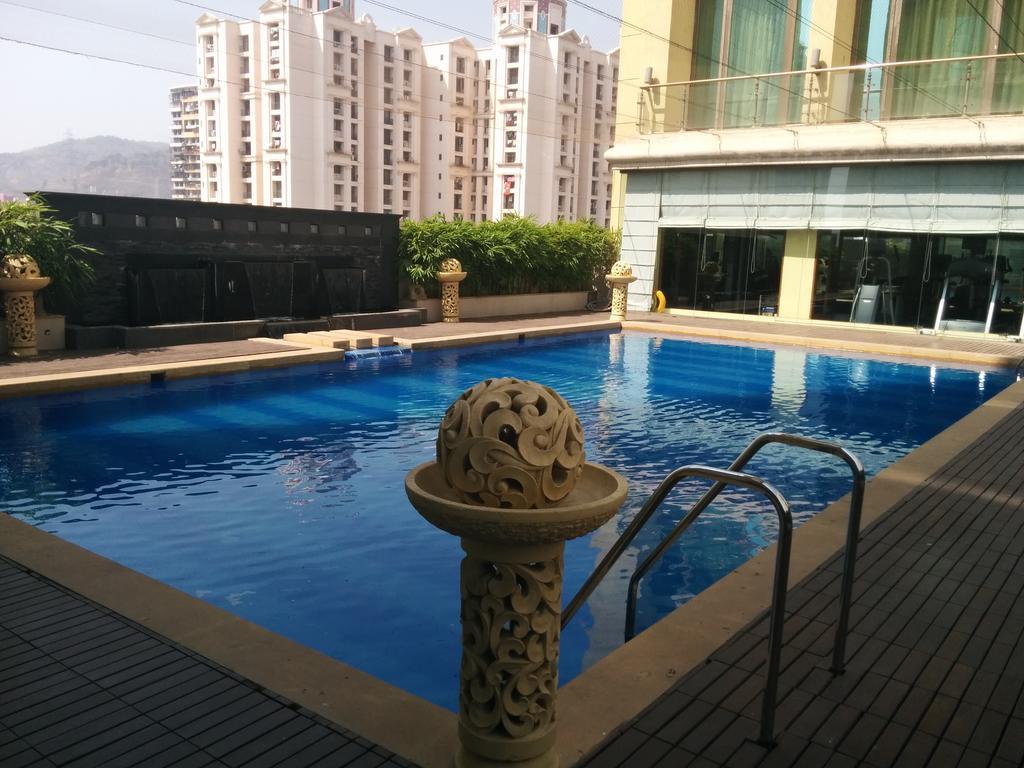 Hotel Royal Tulip Navi Mumbai Exterior foto